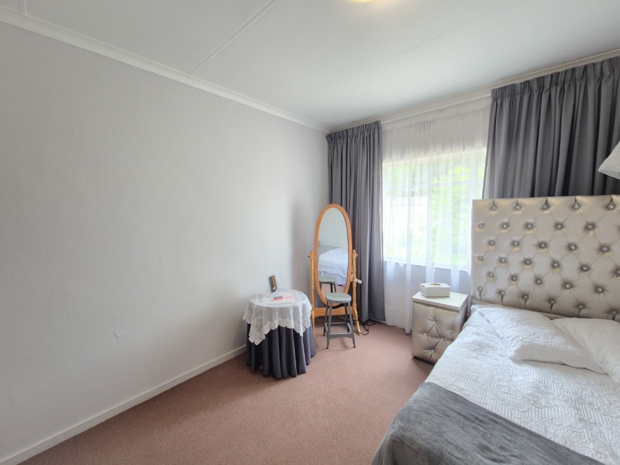 4 Bedroom Property for Sale in Roodia Free State